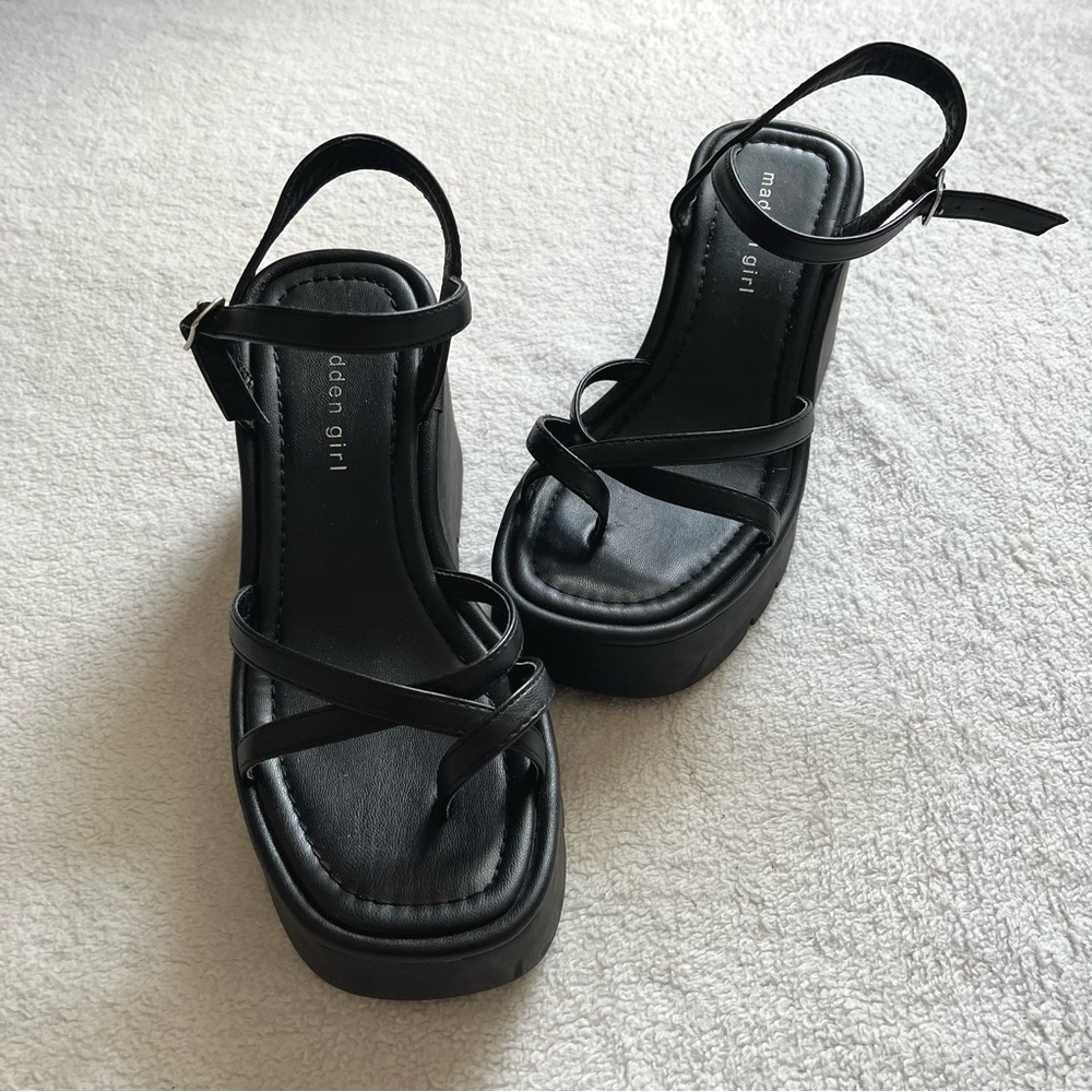 Madden Girl Platform Sandal 6.5